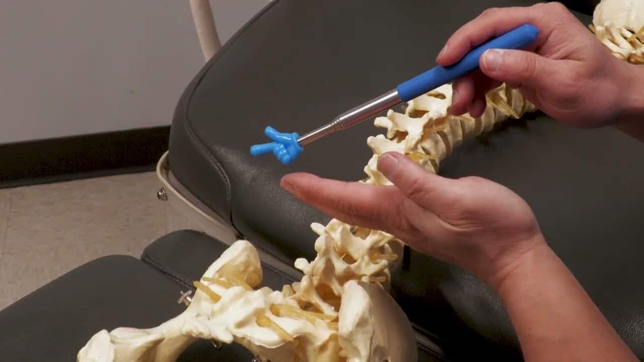 deliberate offset injections at the joint line